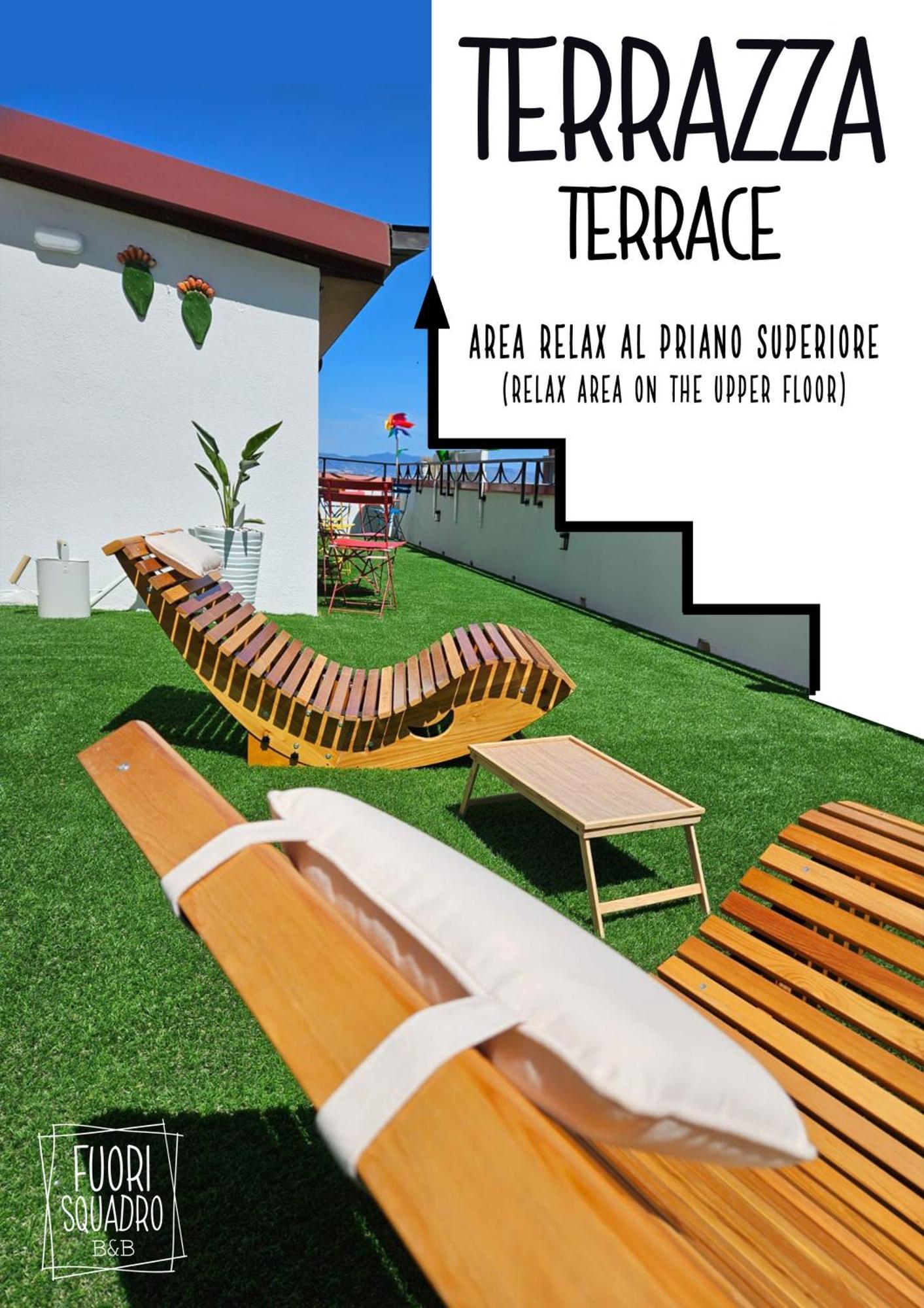 B&B Fuori Squadro - In Centro Con Terrazza Relax Vista Mare Reggio di Calabria Zewnętrze zdjęcie
